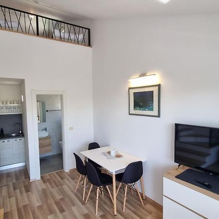 Apartment Olive Fazana Exterior photo